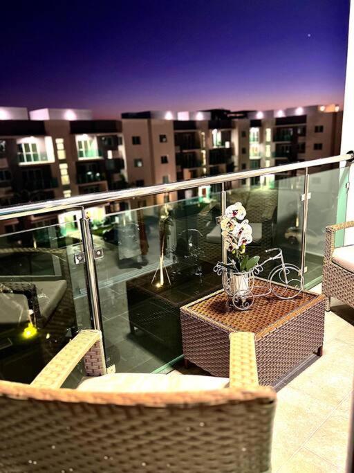 Appartement Magnificent Pent House W/Jacuzzi à Santiago De Los Caballeros Extérieur photo